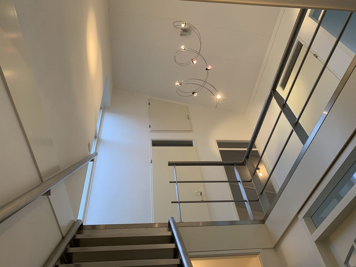 Trapgat & strakke wanden