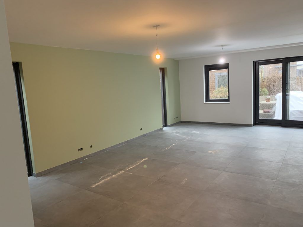 Egale wanden, strak plafond.